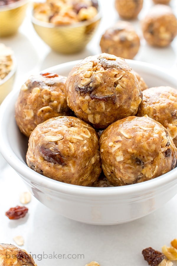 No Bake Oatmeal Raisin Bites (V+GF): A super easy, one bowl recipe for healthy energy bites bursting with oatmeal raisin cookie flavor. #Vegan #GlutenFree | BeamingBaker.com